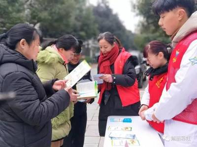 社區(qū)“小錦鯉” 關(guān)愛你我他，營養(yǎng)健康服務(wù)進(jìn)萬家