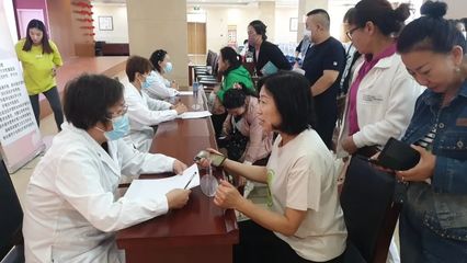 全國婦聯“健康中國·母親行動-關愛女性健康中國行”走進化德縣，助力女性健康素養提升